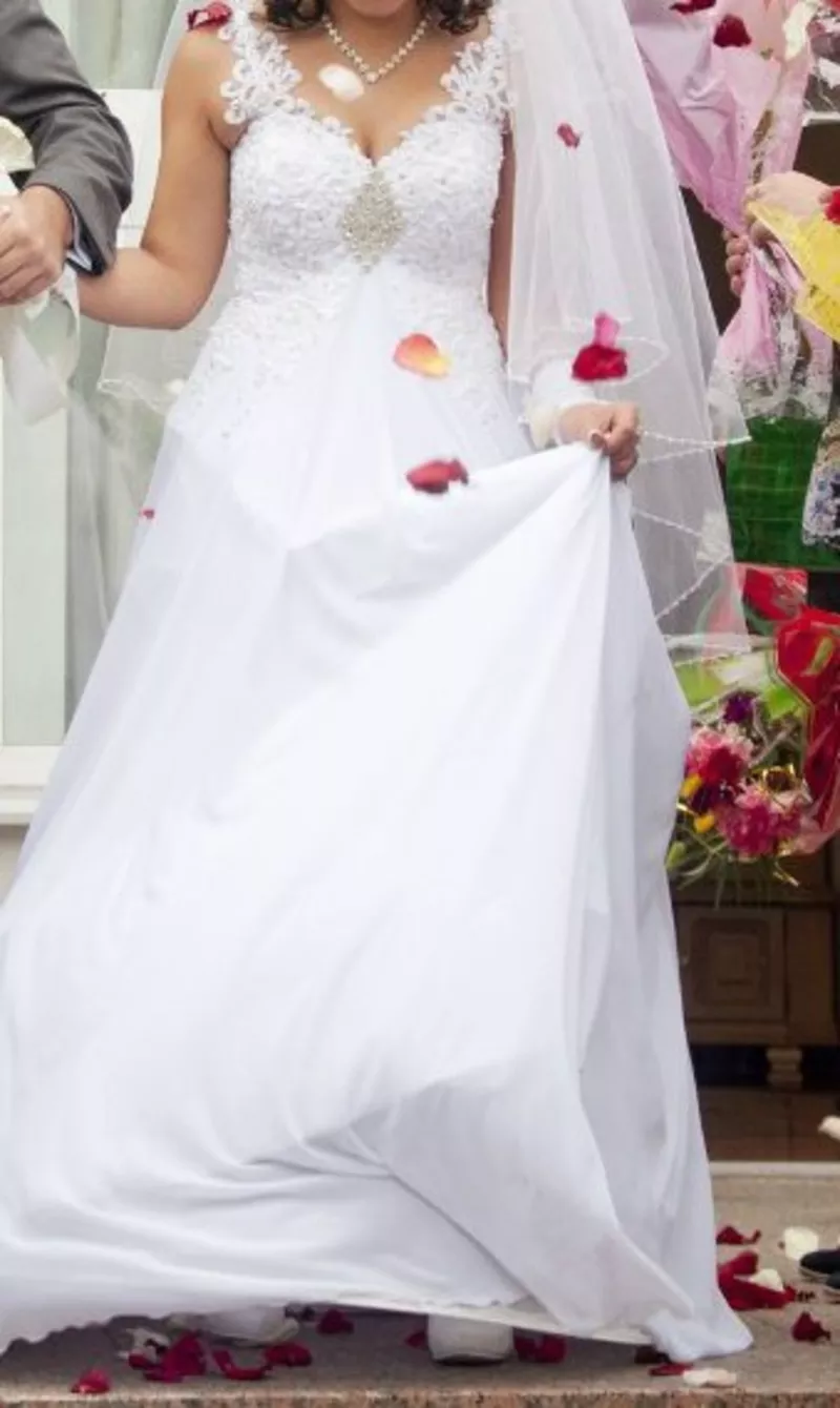 продам свадебное платье из коллекции 2013