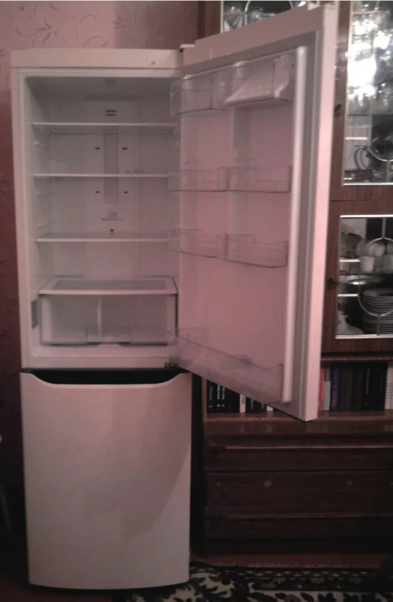 Холодильник  3