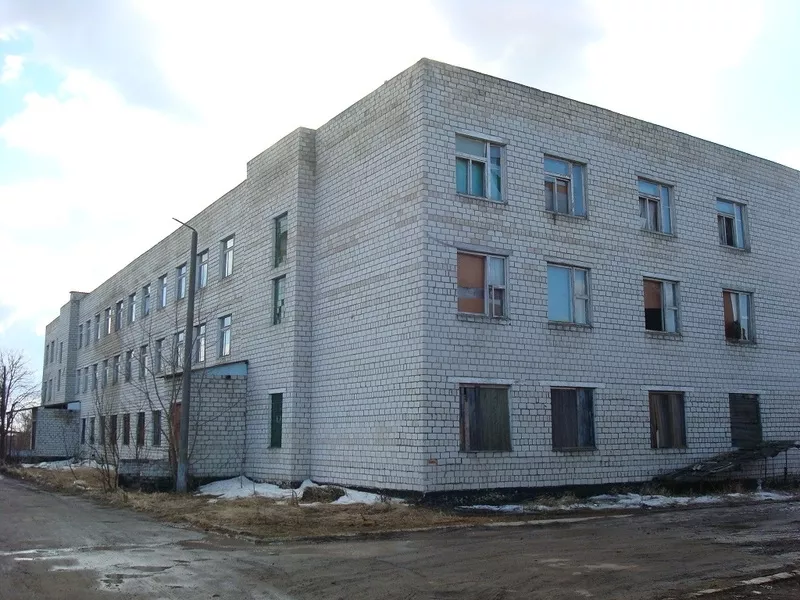 Аренда здания в Жлобине площадью 3 500 кв.м 2